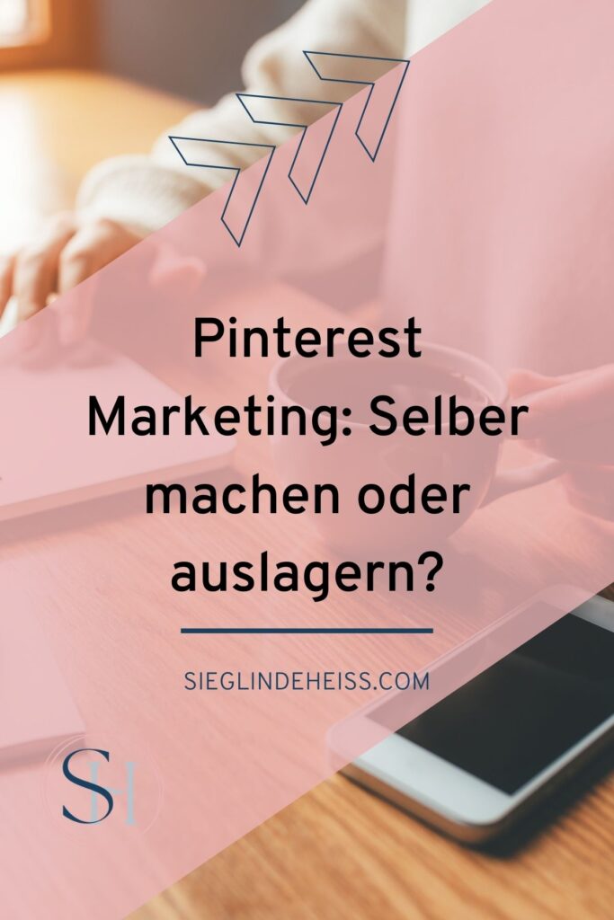 Laptop mit geöffnetem Pinterest Tool